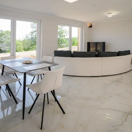 Boutique Upgrade 21 Garni Διαμέρισμα *